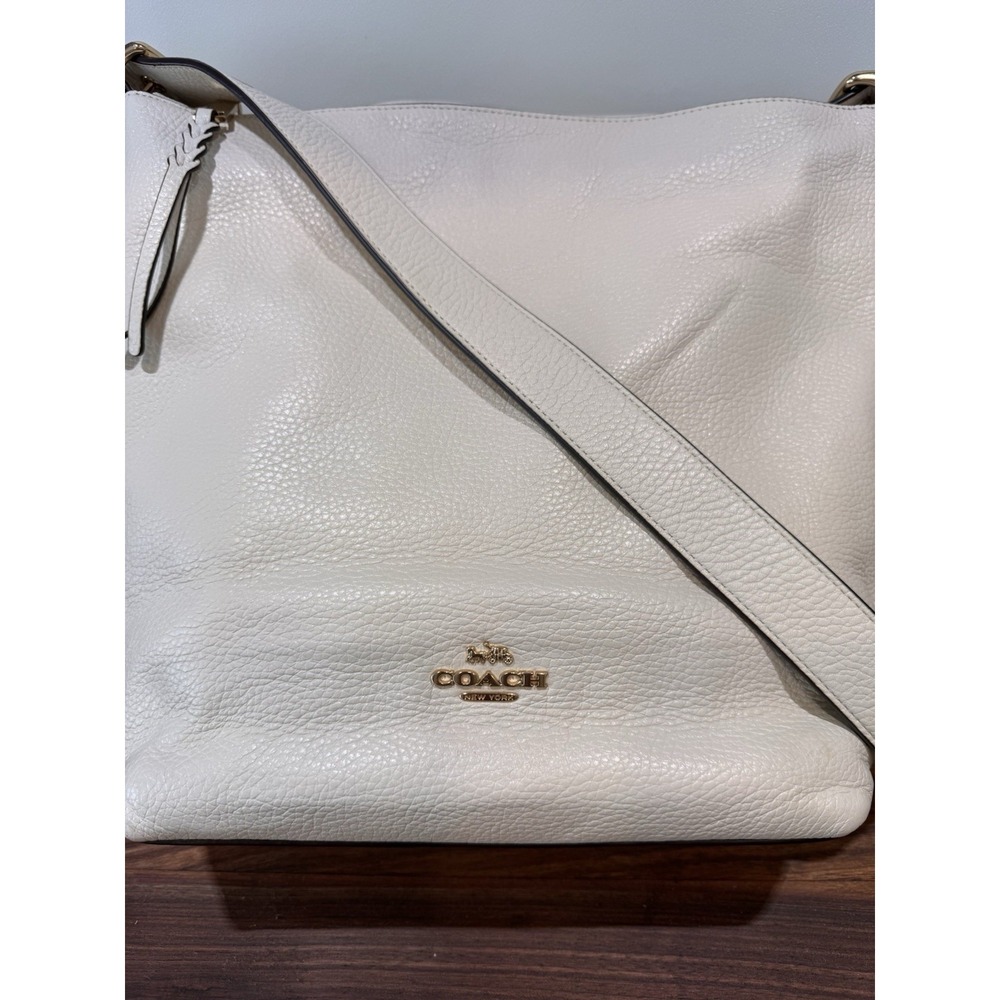 COACH C2818 Val‎ Duffle Pebble Leather Shoulder Bag Purse Chalk White Women's - Picture 4 of 16